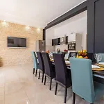Lovely In Radasinovci With Kitchen
