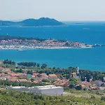 Lovely In Radasinovci With Kitchen Drlićeve Kuće