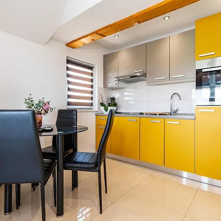Lovely In Radasinovci With Kitchen *