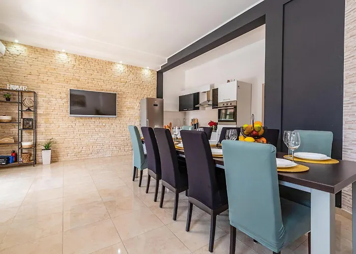 Lovely In Radasinovci With Kitchen